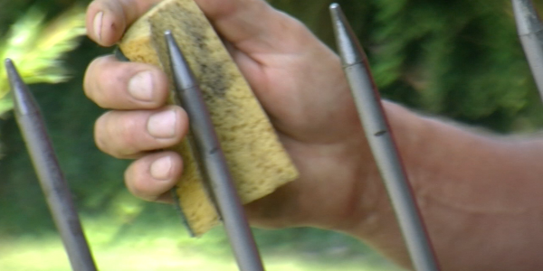 Affûtage des outils de travail du sol